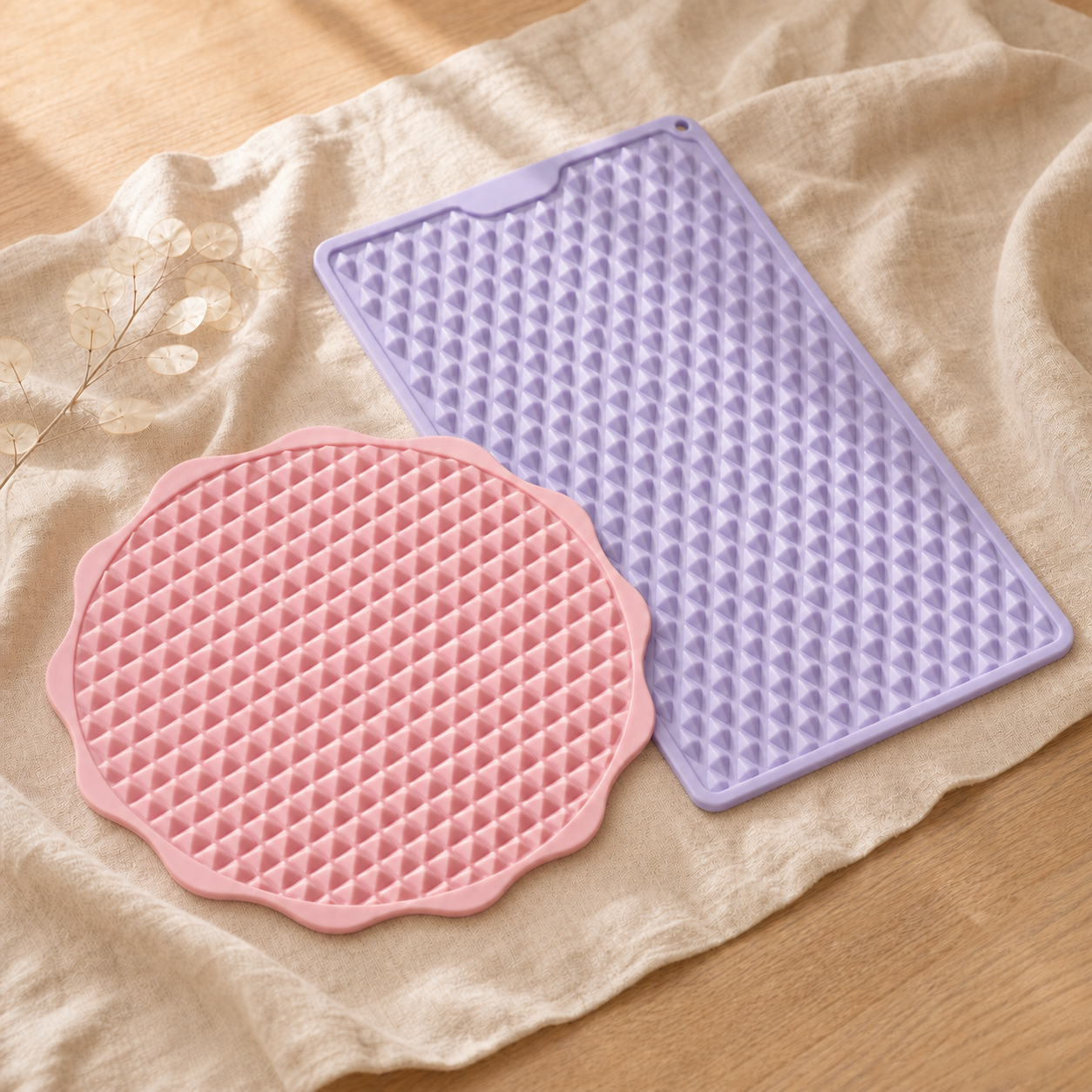 Summer Press Reversible Pair bundle with Petal Press and Prism Press pressure-point mats